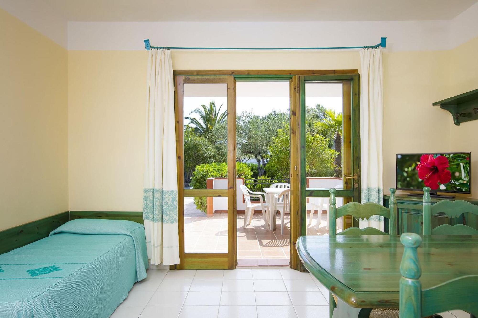 Alba Dorata Resort Cala Liberotto Εξωτερικό φωτογραφία