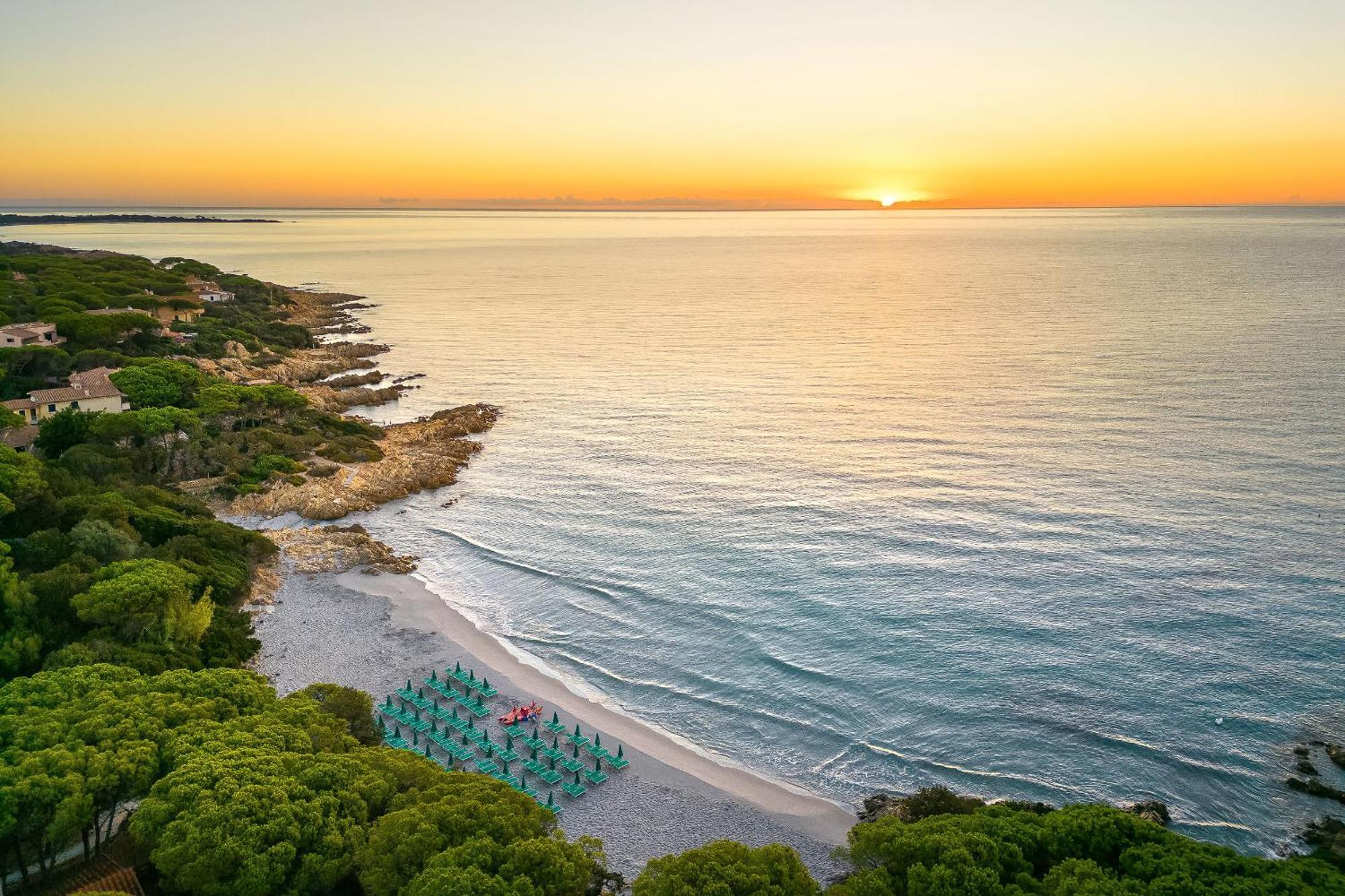 Alba Dorata Resort Cala Liberotto Εξωτερικό φωτογραφία