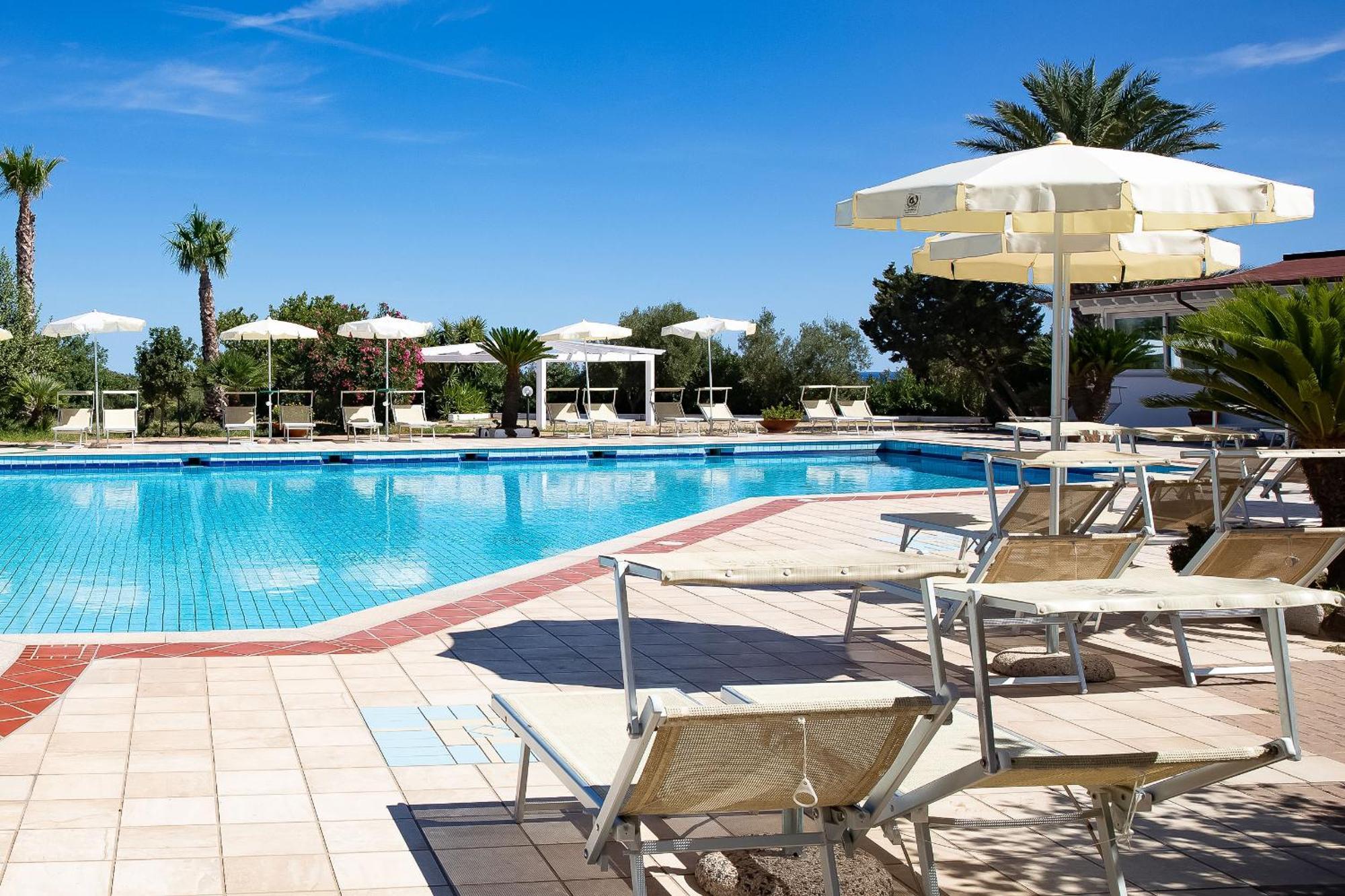 Alba Dorata Resort Cala Liberotto Εξωτερικό φωτογραφία