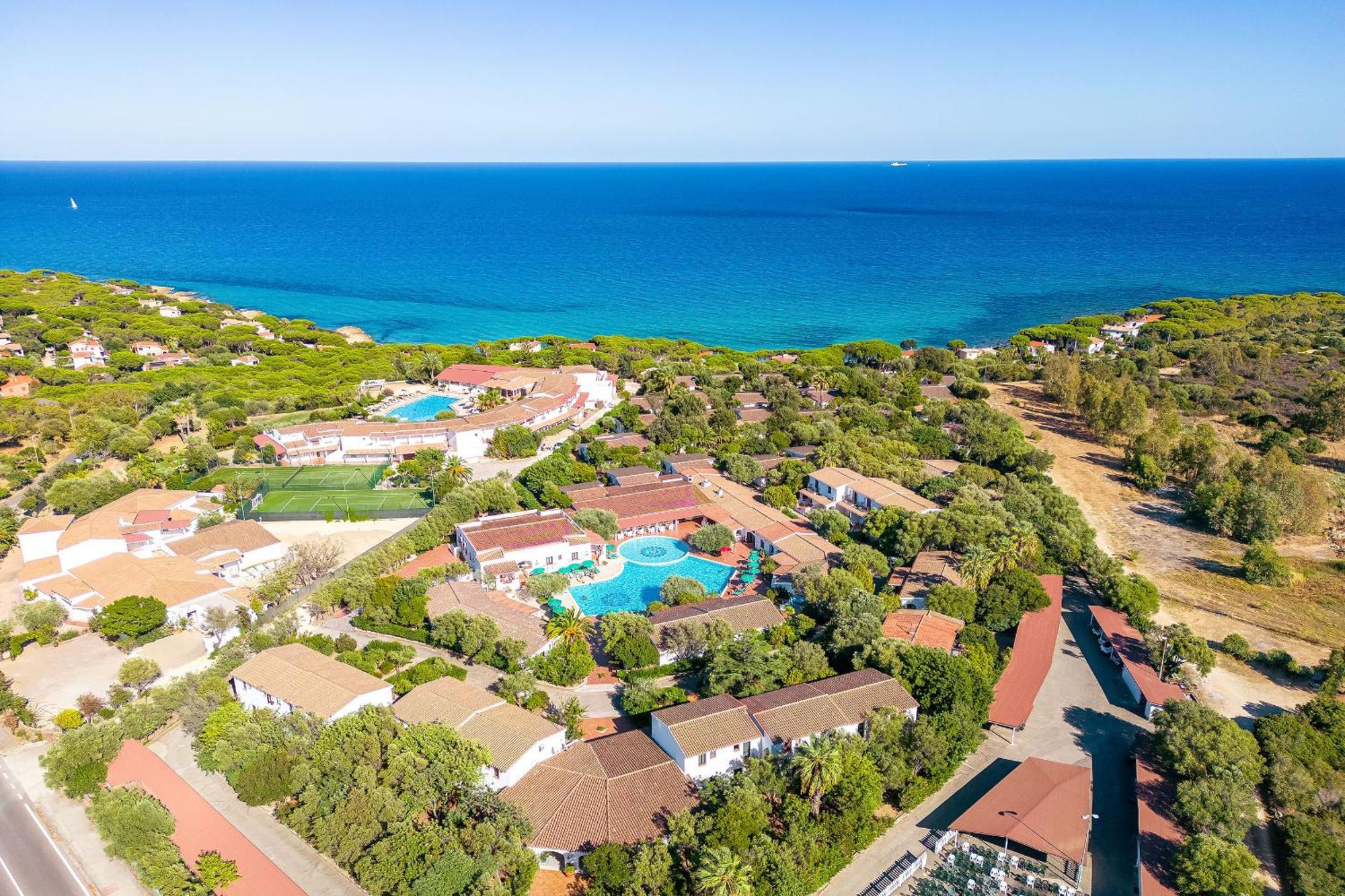 Alba Dorata Resort Cala Liberotto Εξωτερικό φωτογραφία